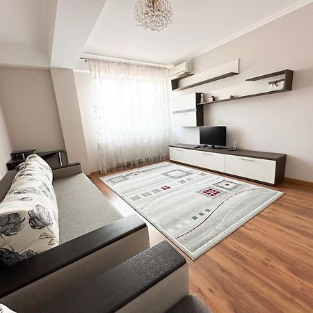 Bright & Quiet 2Room Apartment In City Center Chişinau Exteriör bild