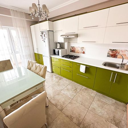 Bright & Quiet 2Room Apartment In City Center Chişinau Exteriör bild